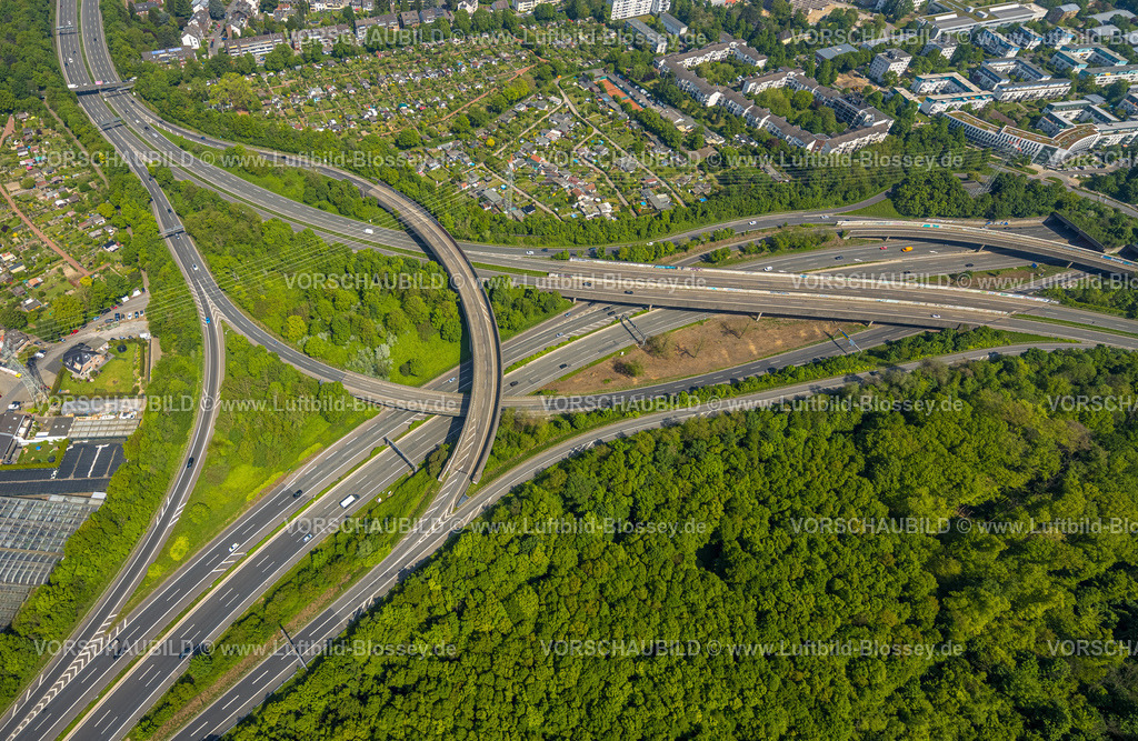 Duesseldorf240501312 | Luftbild, Düsseldorf-Bilk Kreuz, Autobahn A46 Düsseldorf-Bilk und Münchener Straße, am Fleher Wald, KKGV Kleingartenverein, Flehe, Düsseldorf, Rheinland, Nordrhein-Westfalen, Deutschland