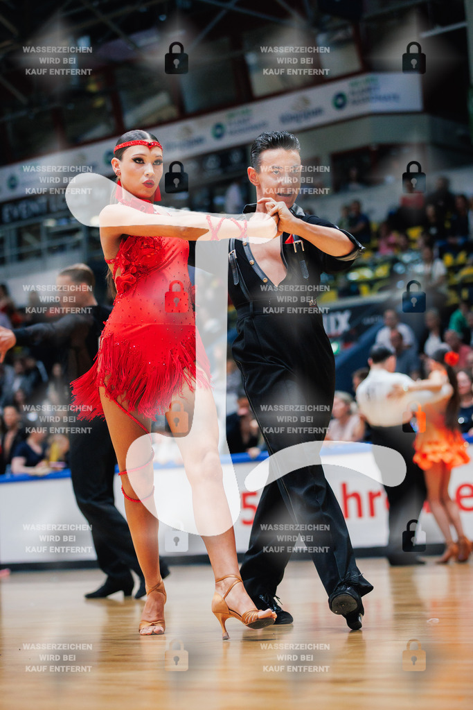 Hessen Tanzt WDSF Open Youth Latin 39th (27) Yurii Gorbatiuk _ Louisa-Marie Jagodzinski (TSC Metropol Hofheim)-2025-05-17-0889 | Webshop for digital downloads and prints of dance sport, event & show photographer Julian Link - Realisiert mit Pictrs.com