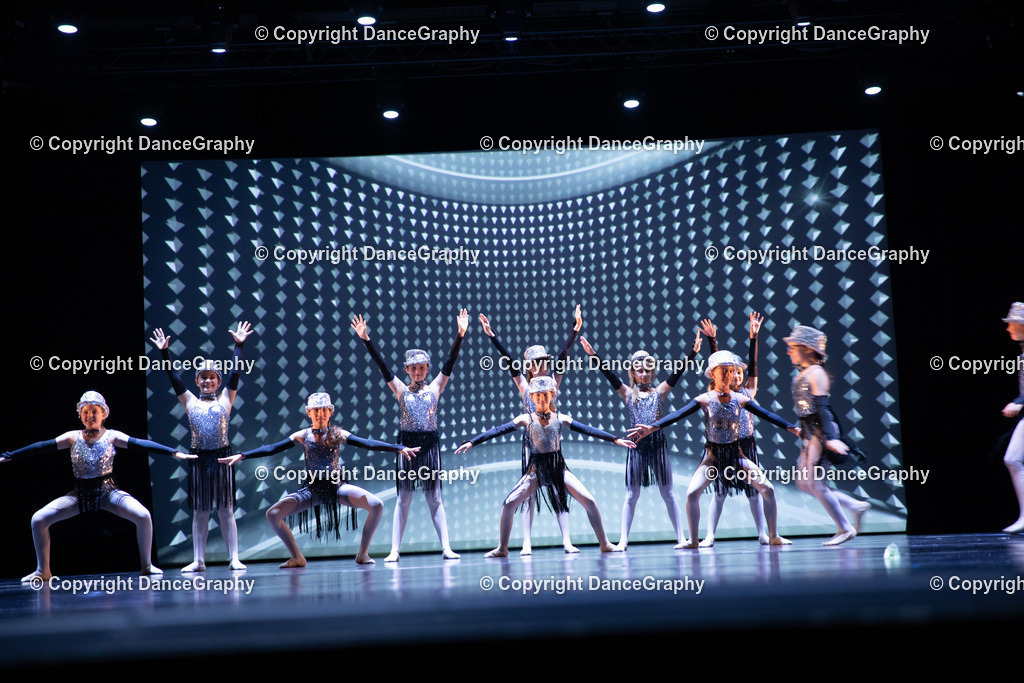 GPHY4914 | DanceGraphy - Realisiert mit Pictrs.com