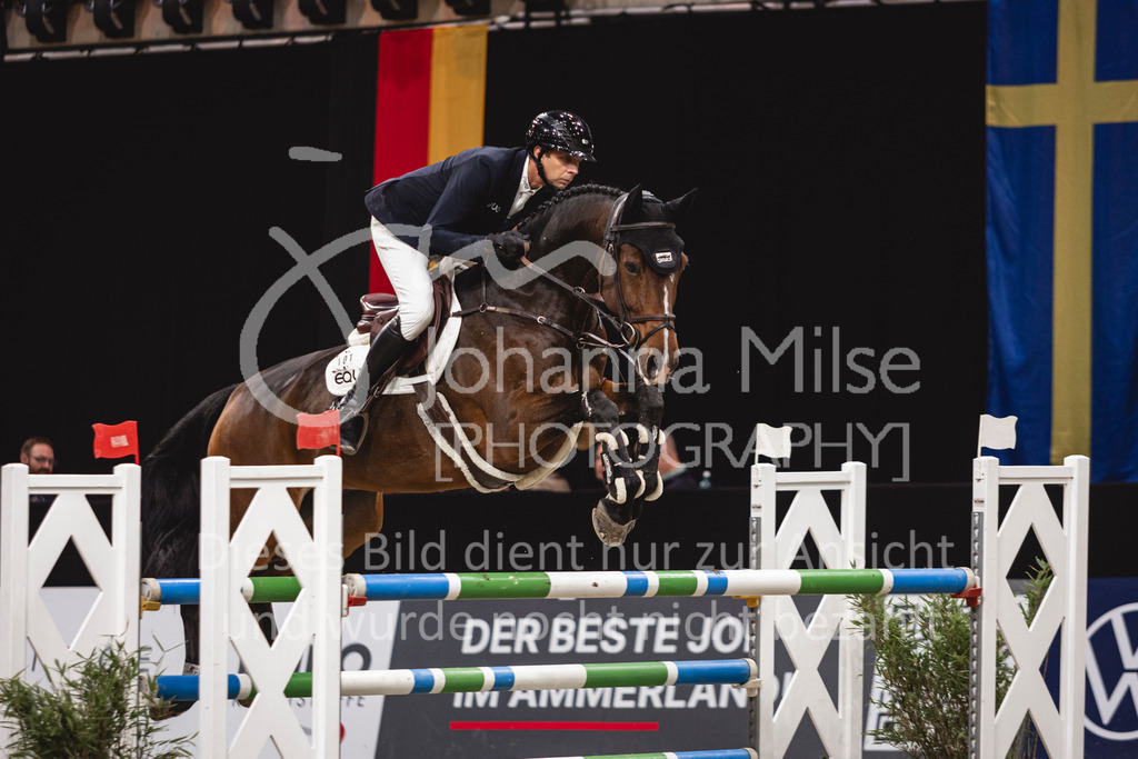 241103_Oldenburg_FinaleYoungster-621 | Deine schönsten Turniermomente als professionelle Fotos! Entdecke hochwertige Pferdesport-Fotografie im Online-Shop. Jetzt Fotos finden & bestellen!