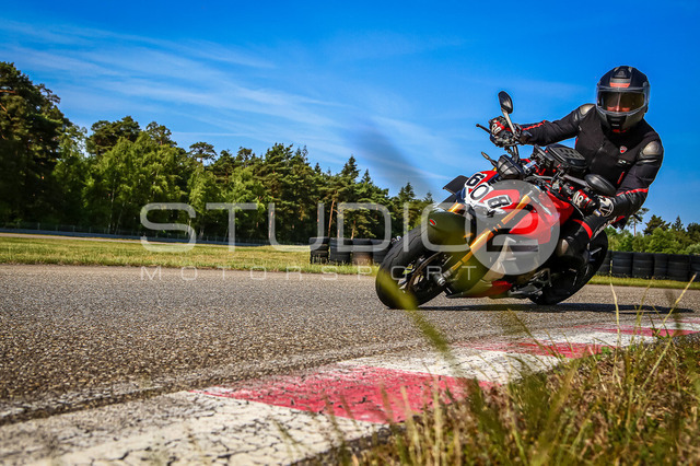 0608-260530DCB-012_608 | Deine Full-Service-Agentur für ✔️Videoproduktionen und ✔️Motorsportfotografie Jetzt Angebot anfragen!