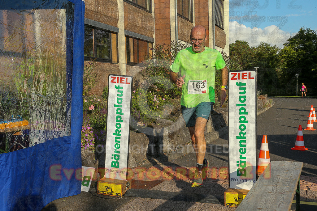 250801_1926_EX1_7943 | Sportfotografie im Rhein-Sieg Kreis, Köln, Bonn, NRW, Rheinland Pfalz, Hessen, etc. Unser Tätigkeitsfeld umfasst den Laufsport vom Volkslauf über den Marathon, Duathlon, Triathon bis zum Ultralauf wie Kölnpfad Ultra oder Schindertrail.