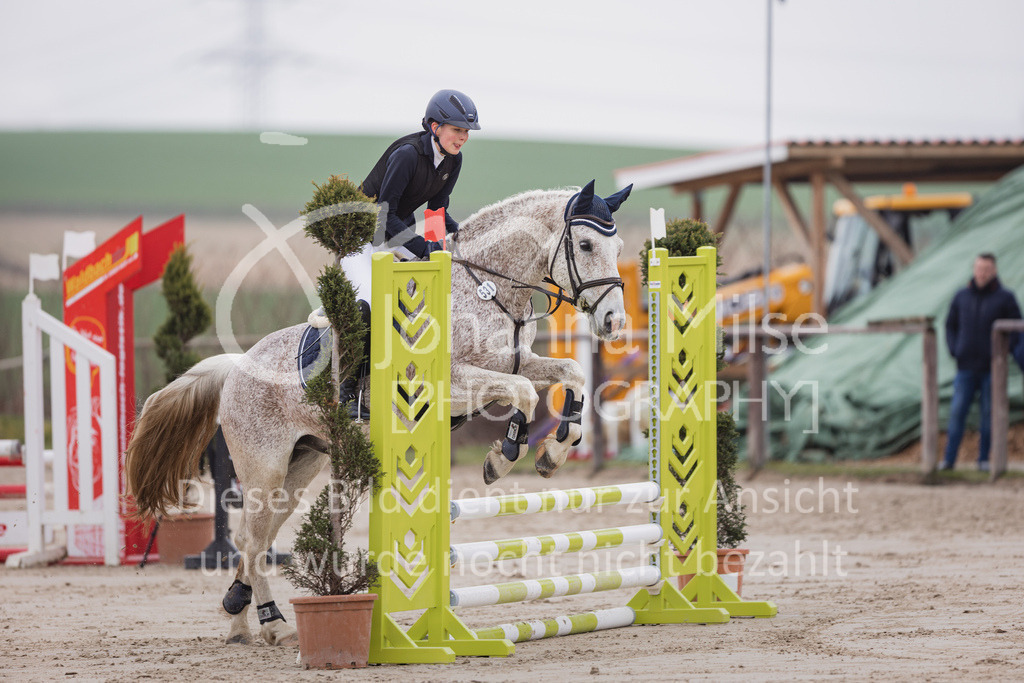 230408_Frühlingsfest_SpringreiterWB-112 | Deine schönsten Turniermomente als professionelle Fotos! Entdecke hochwertige Pferdesport-Fotografie im Online-Shop. Jetzt Fotos finden & bestellen!