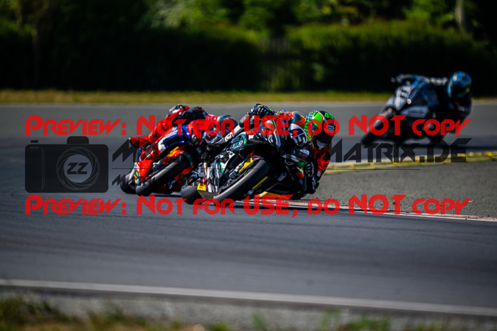 MaZZes_FotoMatrix_220724_0403 | IDM1000