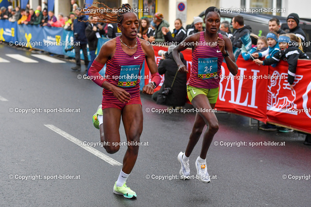 AUT, Laufen, Silvesterlauf Peuerbach 2022 | 31.12.2022, Peuerbach , AUT, Leichtathletik, Laufen, Silvesterlauf Peuerbach 2022, im Bild Werkuha Getachew (ETH), Edinah Jebitok (KEN)



