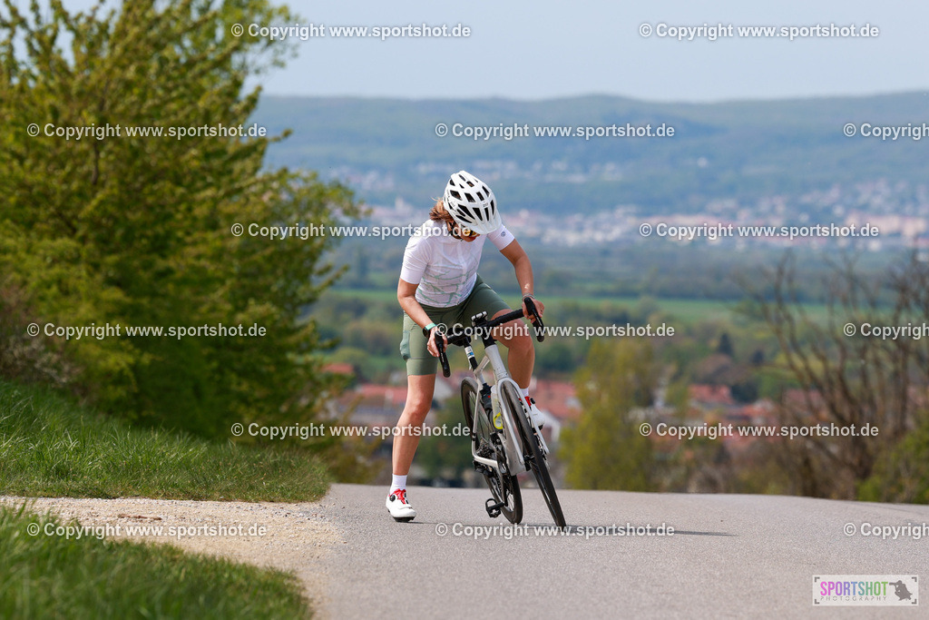277_AR6_2215 | Neusiedlersee Radmarathon 2026@sportshot_your_pictrs #yourpictures#roadtowm2029 #nrm #neusiedlerseeradmarathon #neusiedlersee #neusiedlerseetourismus #burgenland #mörbisch #nrm26 #burgenlandtourismus #voglundco #poweredbyburgenlandtourismus #radsport #rad #marathon #ucigranfondo #visitburgenland #ucigranfondoworldseries