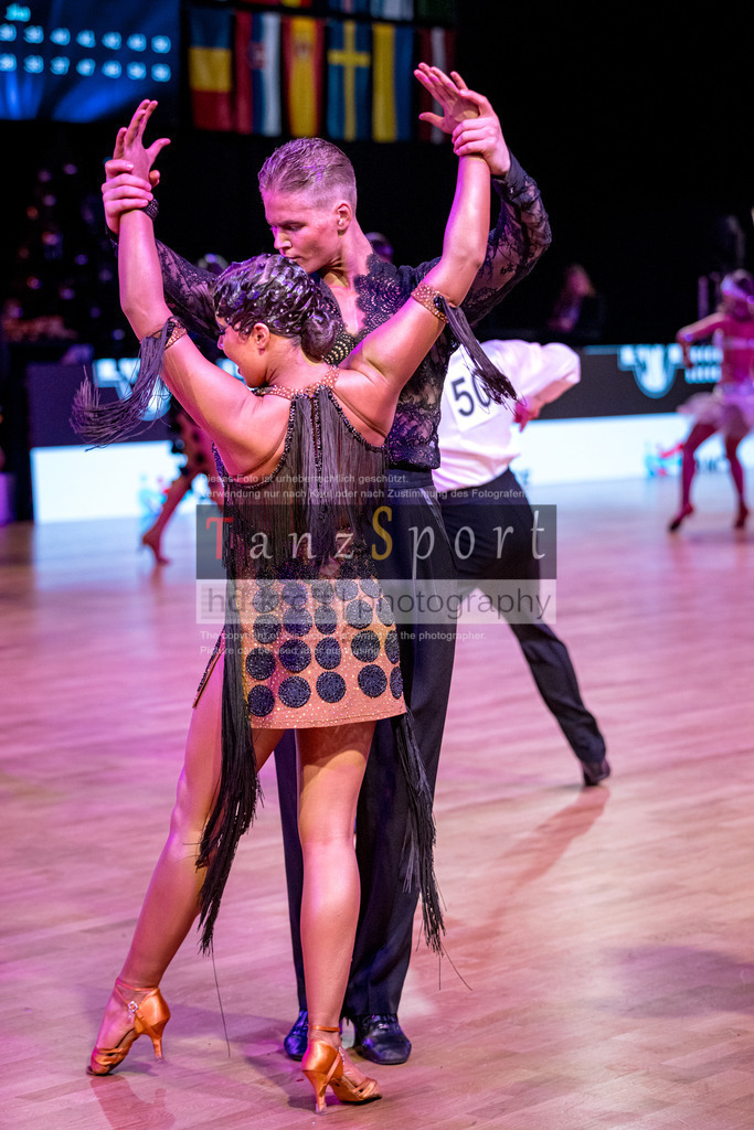20251213_Baltic-GP_1594-2 | Tanzsportbilder, Standardtanz, Lateintanz, WDSF, DTV, LTVB, dancecomp, goc, hessen tanzt, blaues band der spree, walzer, tango, wiener walzer, slowfox, quickstepp, samba, rumba, cha-cha-cha, paso doble. jive, hd-kroft photography, turniertanzsport