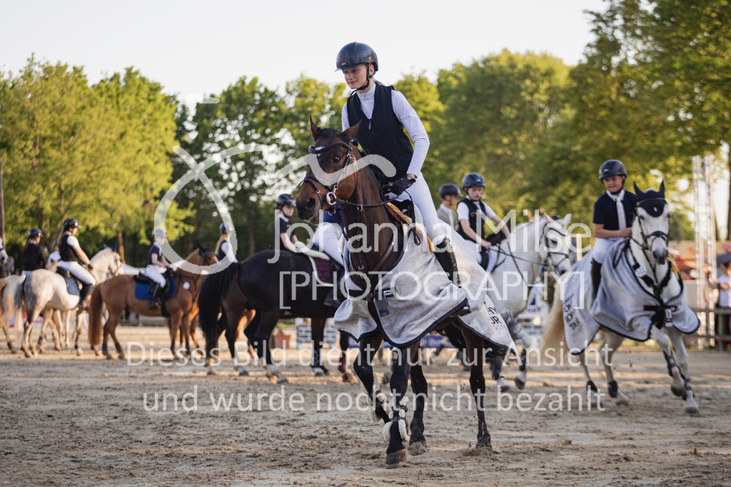 250501_MünsterHandorf_PonyTrophy-383 | Deine schönsten Turniermomente als professionelle Fotos! Entdecke hochwertige Pferdesport-Fotografie im Online-Shop. Jetzt Fotos finden & bestellen!