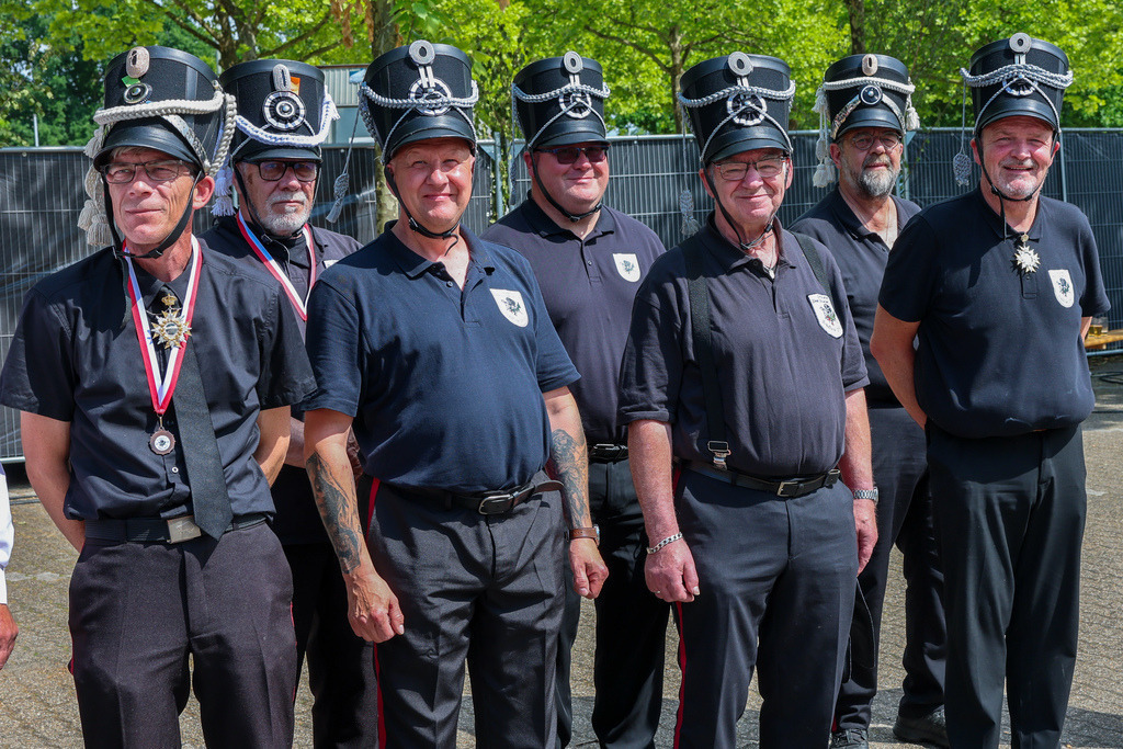 top-top.de-250531-077 | Foto, Video, Fotografie, Videografie, Fotobox, DJ, Discjockey, Musik, Musikbox, Veranstaltung, Photobooth, Amazon, Ebay, Buchtipp, Bestseller, Autor, Verlag, Buch, Wesel, Hamminkeln, NRW, Dinslaken, Rees, Drohne, Hochzeit, Party, Fotobox, Wesel, Fotograf