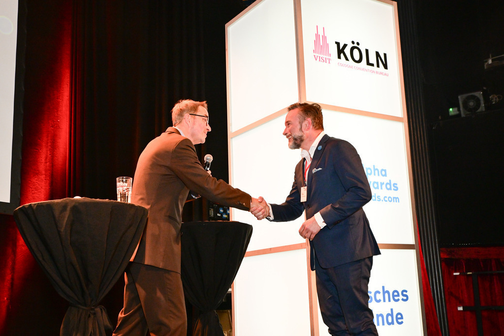 0274Media_V_Award_2025_Foto_Stefan_Wernz | Fotograf Köln - Realisiert mit Pictrs.com