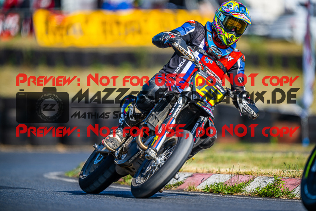 MaZZes_FotoMatrix_220529_5871 | Fotograf Mathias Schmid
Sportfotograf,
Eventfotograf,
Hochzeitsfotograf,
Portraitfotograf