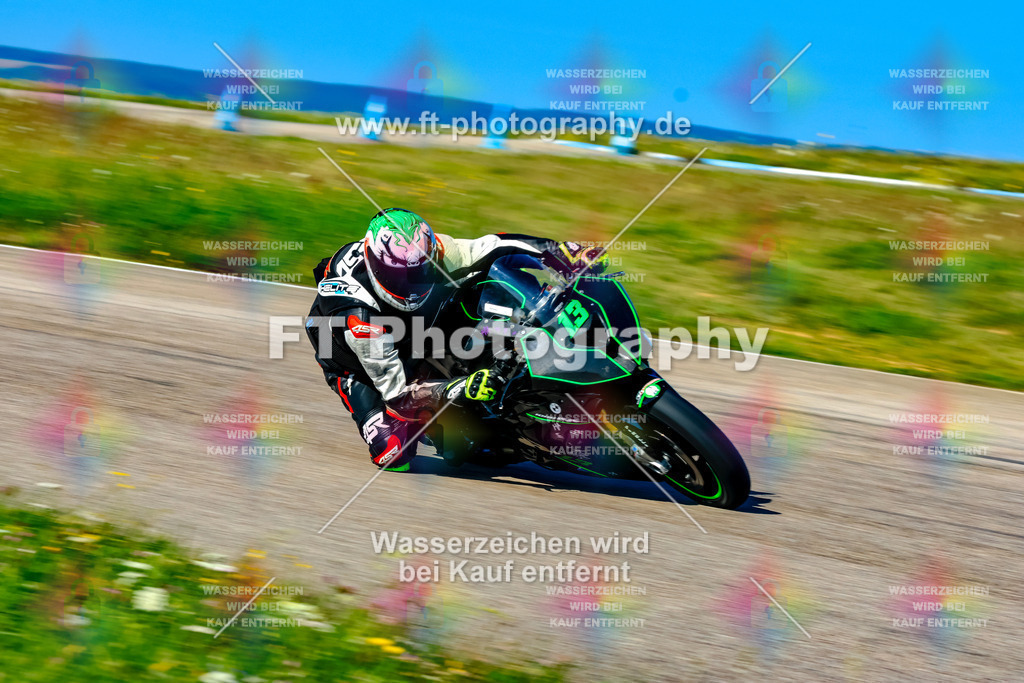 013-2186 | Hier findet Ihr Bilder von Touristenfahrten auf der Nürburgring Nordschleife oder von anderen Veranstaltungen die ich besucht habe. Viel Spass beim Durch Schauen 