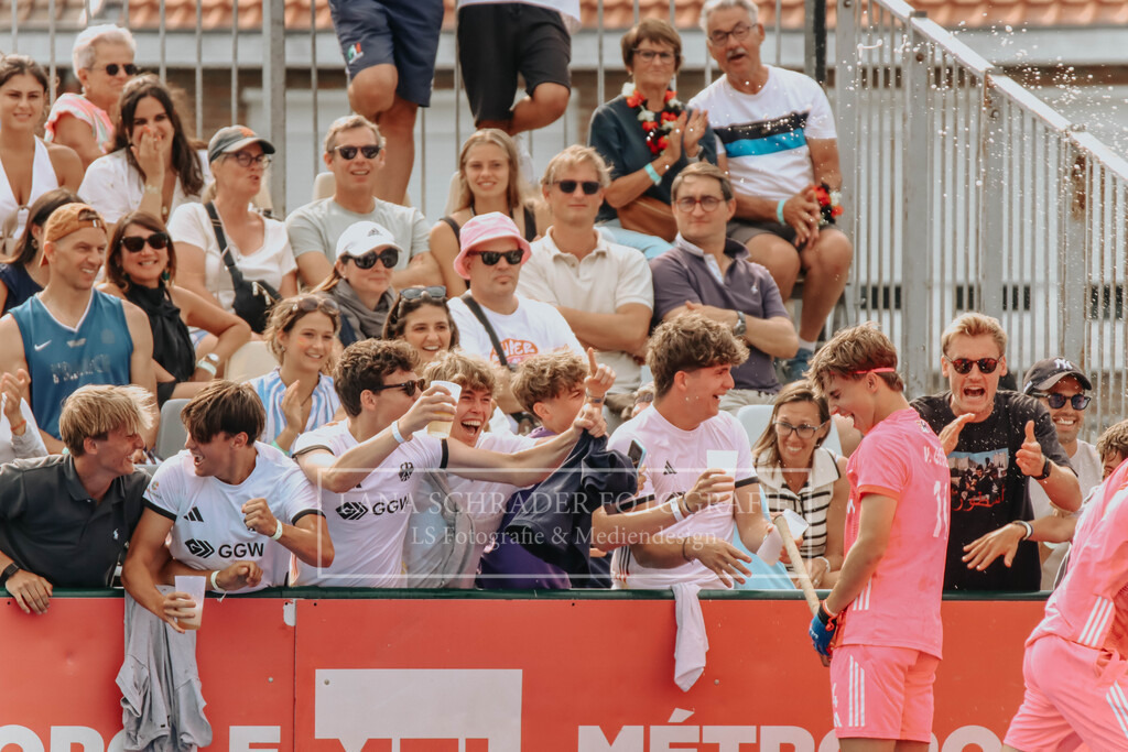 EM_MU18_F_GER-BEL_Lille_bearbeitet (16 von 8) | lanaschraderfotografie - Realisiert mit Pictrs.com