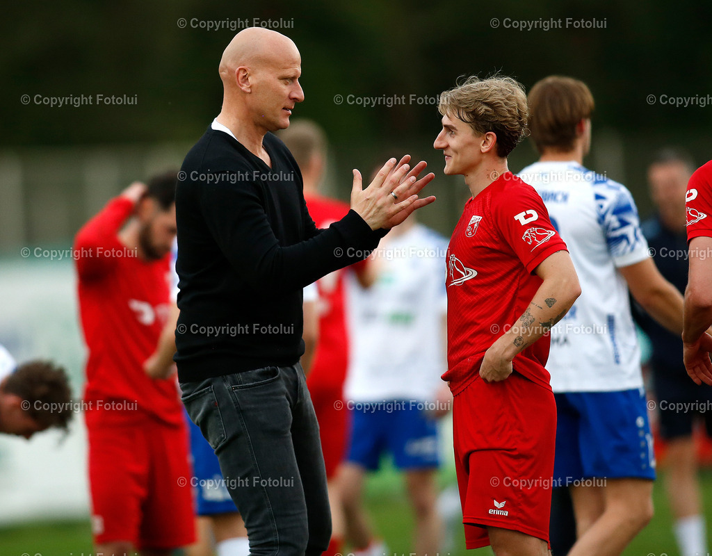 A_LUI_180426_31 | SPORT FUSSBALL REGIONALLIGA MITTE ASKOE OEDT-SK TREIBACH 18.04.2026 IM BILD:TRAINER CARSTEN JANCKER UND ALEX MAYR  (OEDT)  FOTO:FOTOLUI