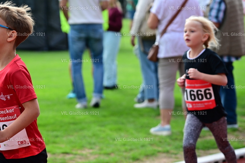 2026-08-23_Sparkassenlauf_1K5_RM_000195 | Die Fotografen - Realisiert mit Pictrs.com