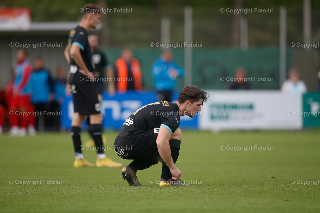 A_LUI_230923_37 | SPORT,FUSSBALL,LT1 OOELIGA ASKOE OEDT-SV ZEBAU BAD ISCHL 29.09.2023 IM BID: MARTIN KUNIK  (BAD ISCHL)FOTO:FOTOLUI