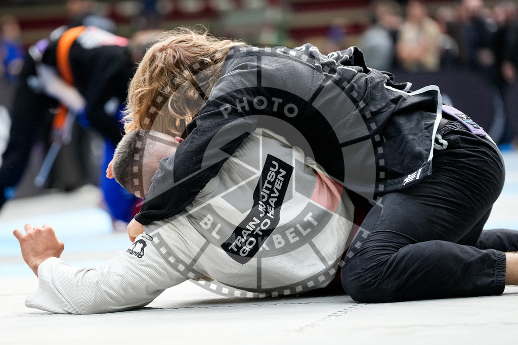 20250920PBB1141 | Athletes compete during the AJP Tour Hamburg International Jiu-Jitsu Championship, on September 20, 2025 in Hamburg, Germany. © Chiara Dazi / photoblackbelt