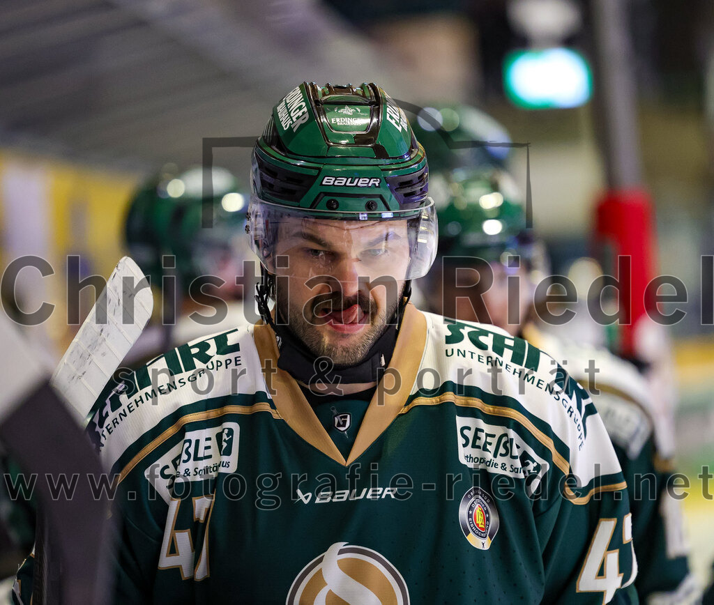 2026-01-23_058_TSV_Erding_gegen_SC_Riessersee | Erding, Deutschland, 23.01.2026:Eishockey, Oberliga Süd 2025 / 2026, 40. Spieltag, TSV Erding gegen SC Riessersee, Endergebnis: 6:5 n.V.Marco Pfleger (Erding Gladiators, #47)Foto: Christian Riedel / fotografie-riedel.net