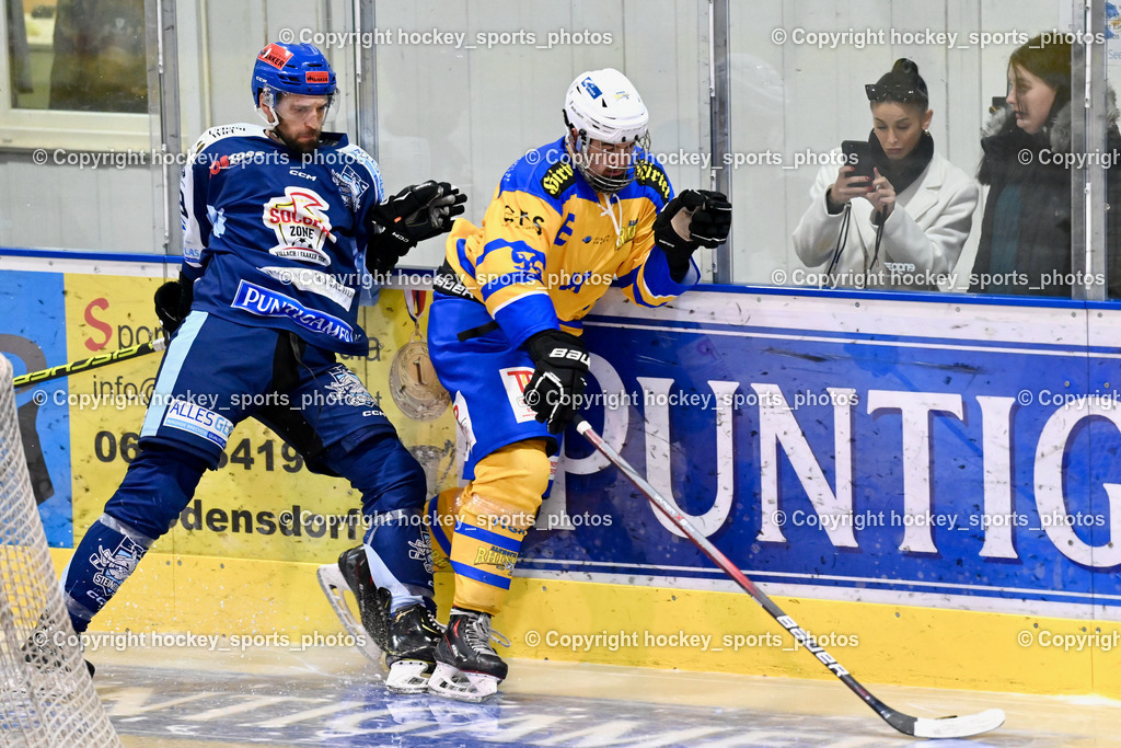 ESC Steindorf vs. EHC Althofen | #43 Oraze Martin ESC Steindorf, #96 Kronlechner Christoph EHC Althofen, ESC Steindorf vs. EHC Althofen, ESC Steindorf vs. EHC Alhofen am 03.03.2024 in Steindorf (Ossiachersee Halle), Austria, (Photo by Bernd Stefan)