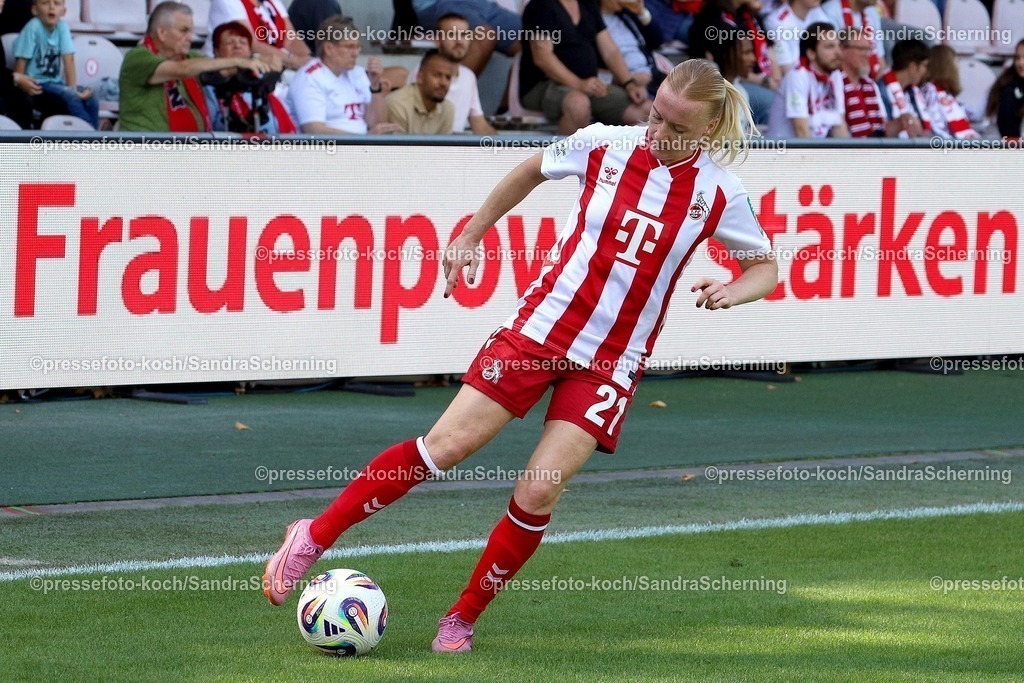 xSSc06092502020 | 05.09.2025, xsscx, Frauen Fuﬂball, 1. FC Koeln - RB Leipzig, 1. Fuﬂball Bundesliga, 01. Spieltag, Franz-Kremer-Stadion, Saison 2025 2026: Anna Gerhardt (1. FC Koeln #21) DFB regulations prohibit any use of photographs as image sequences and or quasi-video. Nordrhein-Westfalen Deutschland