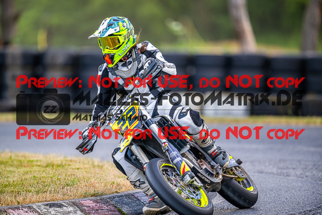 MaZZes_FotoMatrix_220528_1733 | Fotograf Mathias Schmid
Sportfotograf,
Eventfotograf,
Hochzeitsfotograf,
Portraitfotograf