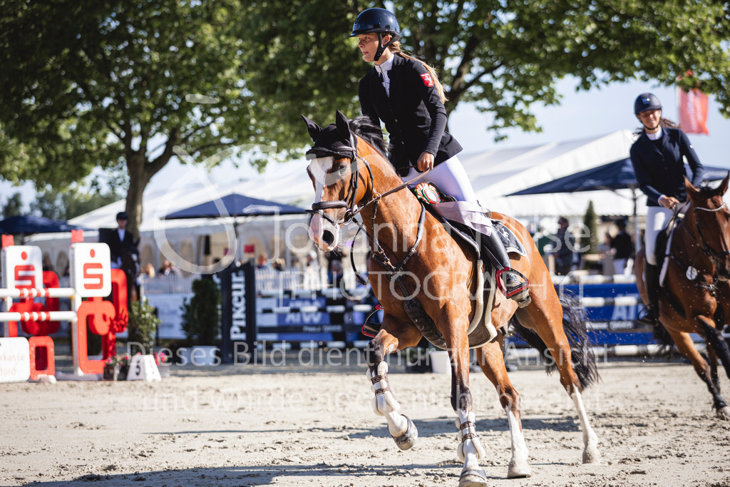240714_BHO_M1-Spr-150 | Deine schönsten Turniermomente als professionelle Fotos! Entdecke hochwertige Pferdesport-Fotografie im Online-Shop. Jetzt Fotos finden & bestellen!