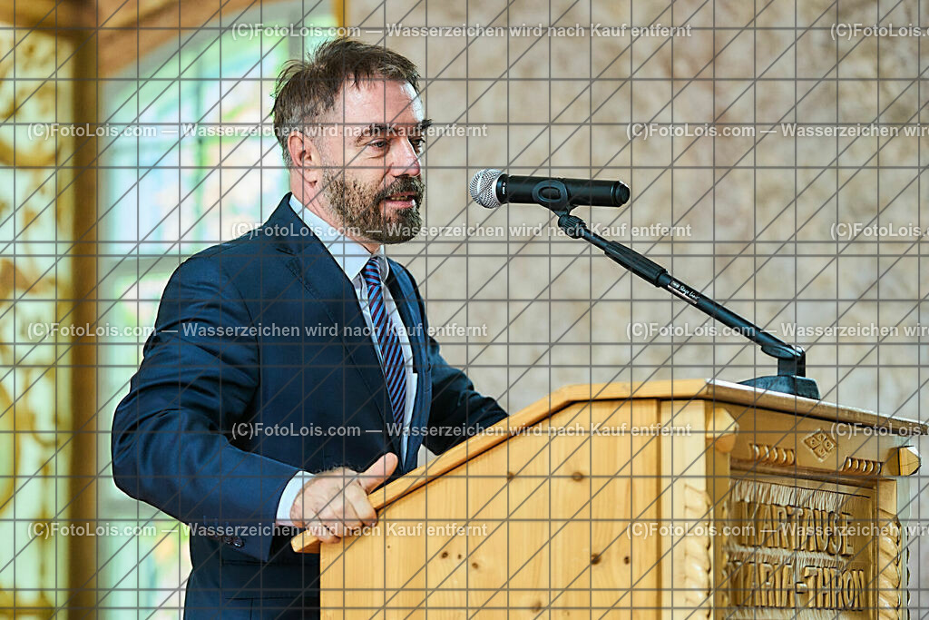 ALP0208_XXXIX_Chopin-Festival_Eroeffnung_Styczek | (C)FotoLois.com, Alois Spandl, XXXIX. internationales CHOPIN-Festival in der Kartause Gaming, Eröffnung des Festivals mit Einmarsch der Goldhaubengruppe Lackenhof mit der Musikkapelle Gaming sowie den Ehrengästen und Eröffnungsansprachen in der Barockbibliothek, Fr 4. August 2023.