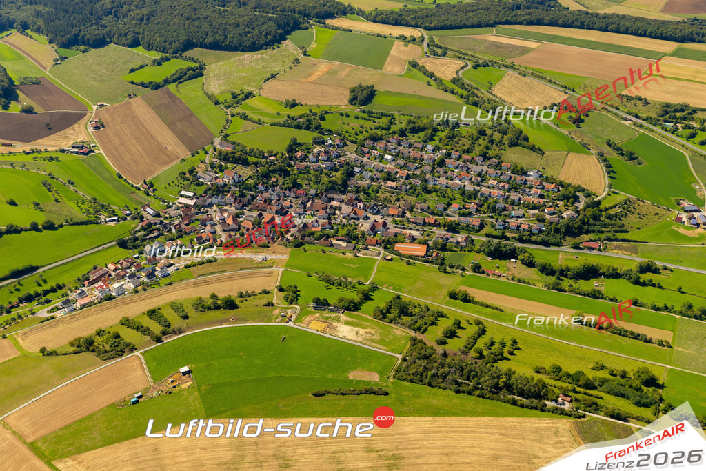 Das Luftbild zeigt : Stuppach Bad Mergentheim - Die Luftaufnahme wurde 2023 vom UL-Flugzeug aus erstellt ( keine Drohne ) - Hochauflösende Luftaufnahme - Für grossformatige Ausdrucke geeignet. Die Geschenkidee !Mit Lizenz und Bildrechte bestellbar