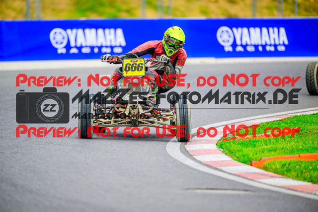 MaZZes_FotoMatrix_240609_6007705_7121 | QUAD