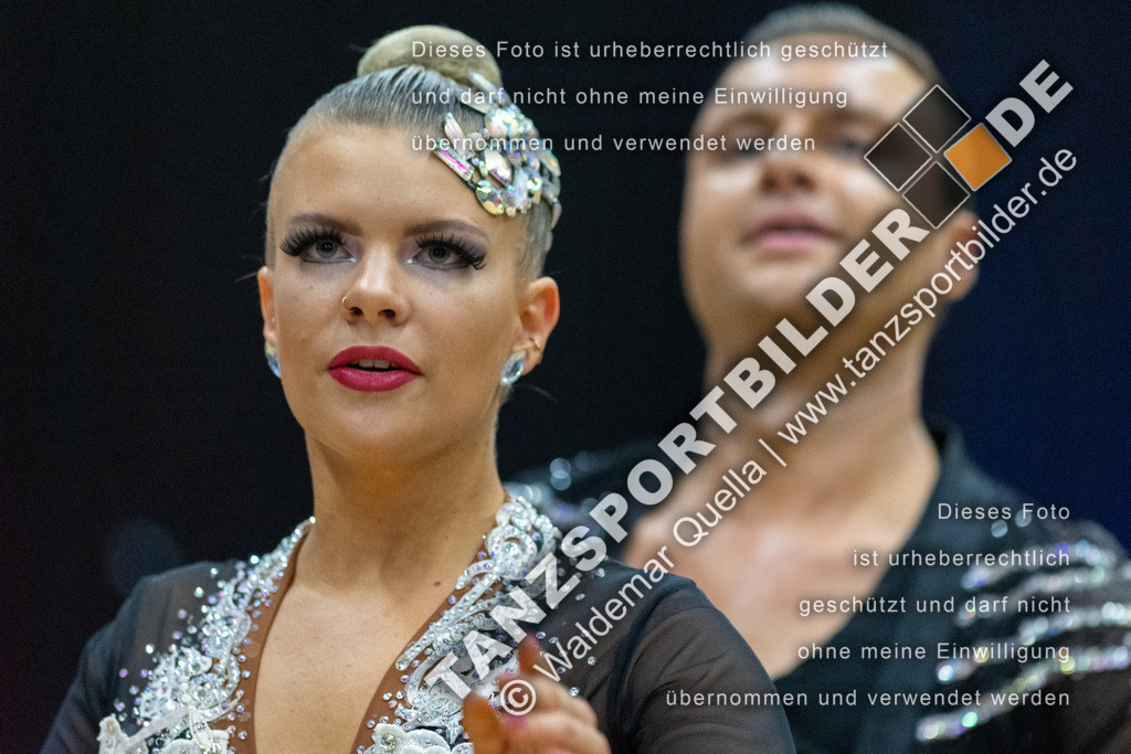 20230415-12064 | Hier finden Sie Tanz Bilder vom Latein und Standard Formationen tanzen. Sportbilder vom Tanzsport. Schöne Fotos und von Weltmeisterschaft, Europameisterschaft, Bundesliga, Regionalliga, Oberliga und Landesliga sowie von GOC Stuttgart, DanceComp, WM Bremen