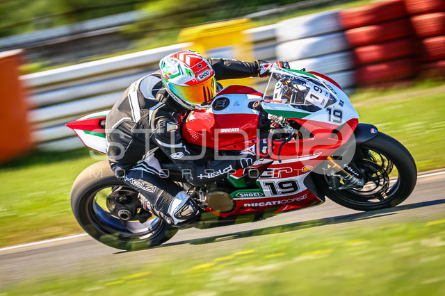 0190-260526NBR-021_190 | Deine Full-Service-Agentur für ✔️Videoproduktionen und ✔️Motorsportfotografie Jetzt Angebot anfragen!