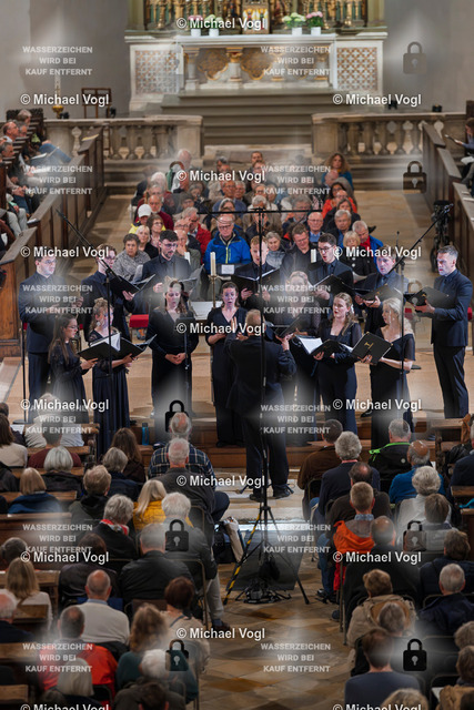 TAM25_K.07__Michael-Vogl_046_6649 | Tage Alter Musik Regensburg K.07 Nachtkonzert Dominikanerkirche St. Blasius Tenebrae Choir (Großbritannien) Palestrina 500 – a cappella Nigel Short Leitung Foto: Michael Vogl