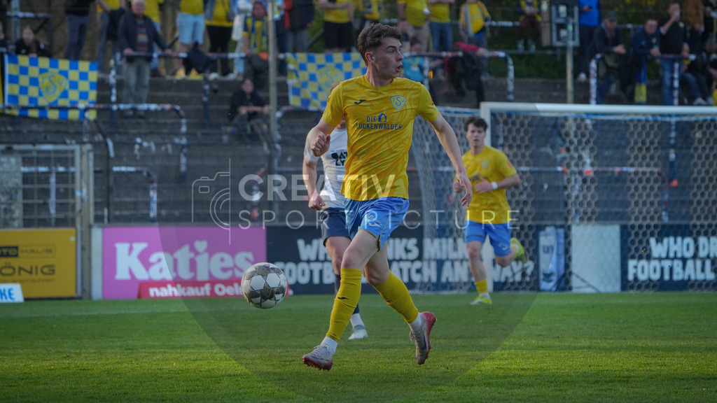 Fußball, Herren, Saison 2025/2026, Regionalliga Nordost, 30. Spieltag, FSV 63 Luckenwalde vs. SV Babelsberg 03, Freitag 17.04.2026, Karl-Liebknecht-Stadion Potsdam | Fußball, Herren, Saison 2025/2026, Regionalliga Nordost, 30. Spieltag, FSV 63 Luckenwalde vs. SV Babelsberg 03, Freitag 17.04.2026, Karl-Liebknecht-Stadion Potsdam, Im Bild: Tim Maciejewski (Luckenwalde) - Realisiert mit Pictrs.com