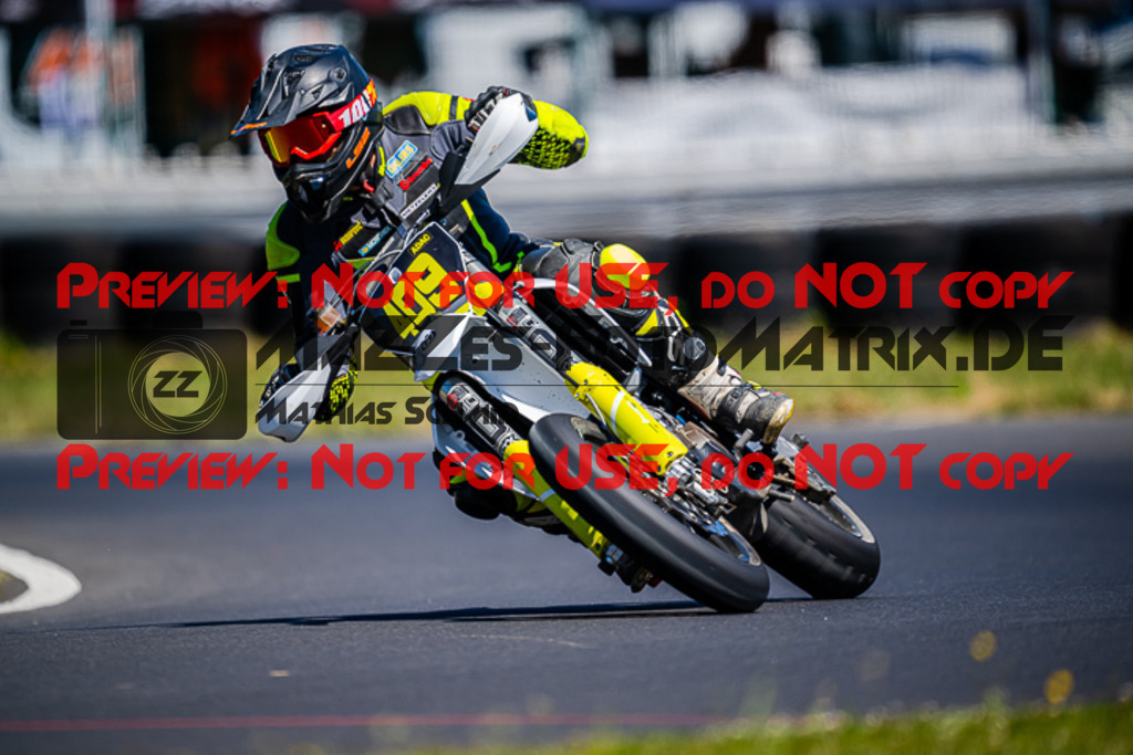 MaZZes_FotoMatrix_220703_9208 | S2