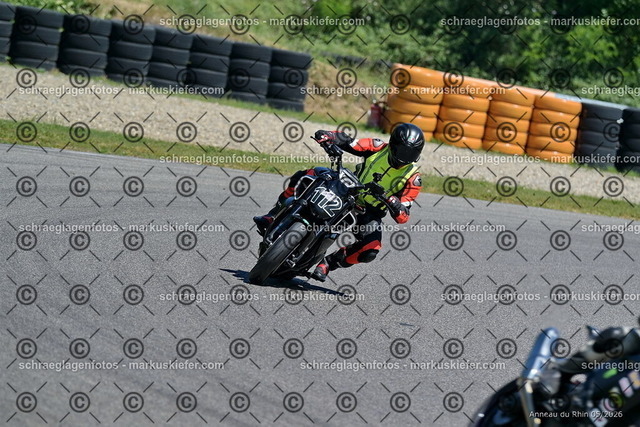26BT01-1101 | 112 - Realisiert mit Pictrs.com