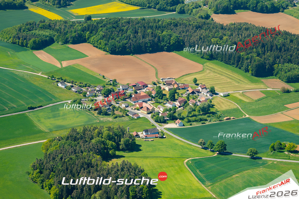 Schrägluftbild  Röckenricht  Neukirchen bei Sulzbach-Rosenberg - Das Luftbild wurde 2025 vom UL-Flugzeug heraus erstellt ( keine Drohne ) - Hochauflösende Luftaufnahme -Nicht vergleichbar mit Google Maps oder Satelittenbilder- Die Geschenkidee !Mit Lizenz und Bildrechte bestellbar