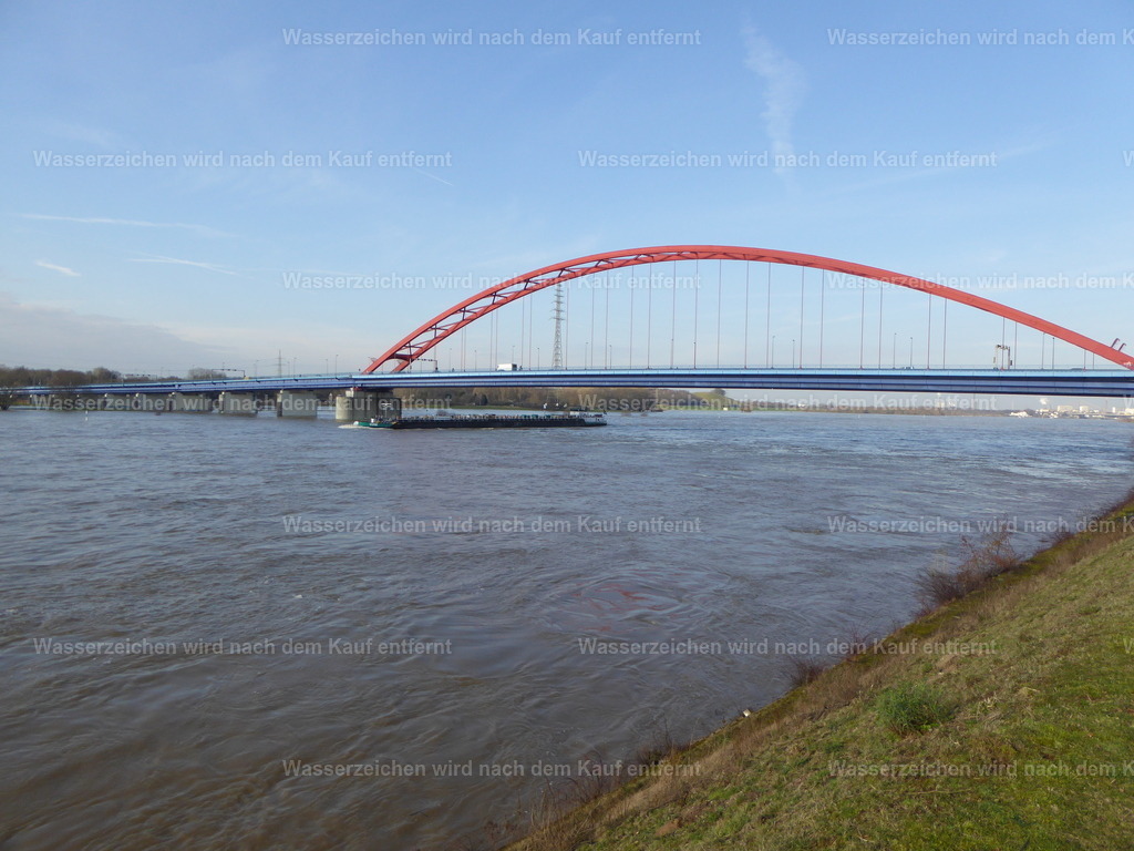 P1000819 | Entdecken Sie die faszinierende Welt von Norbert Michels: Surreale Kunstwerke, hochwertige Fotos, Leinwandbilder & Fotoprodukte wie Tassen mit bild7 - Realisiert mit Pictrs.com