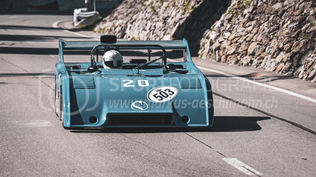 19. Arosa ClassicCar 2023 - 2. September 2023 | 19. Arosa ClassicCar 2023
Arosa, Schweiz
Mauerhofer Daniel aus Schinznach Bad mit der Startnummer 503 in einem Sauber C3, Jahrgang 1973, in der Klasse Competition Formula.
@arosaclassiccar, @arosa.official, #arosaclassiccar, #arosa, #76curves, #classiccar
Bild: Sportfotografie Markus Aeschimann | www.markus-aeschimann.ch - Realisiert mit Pictrs.com