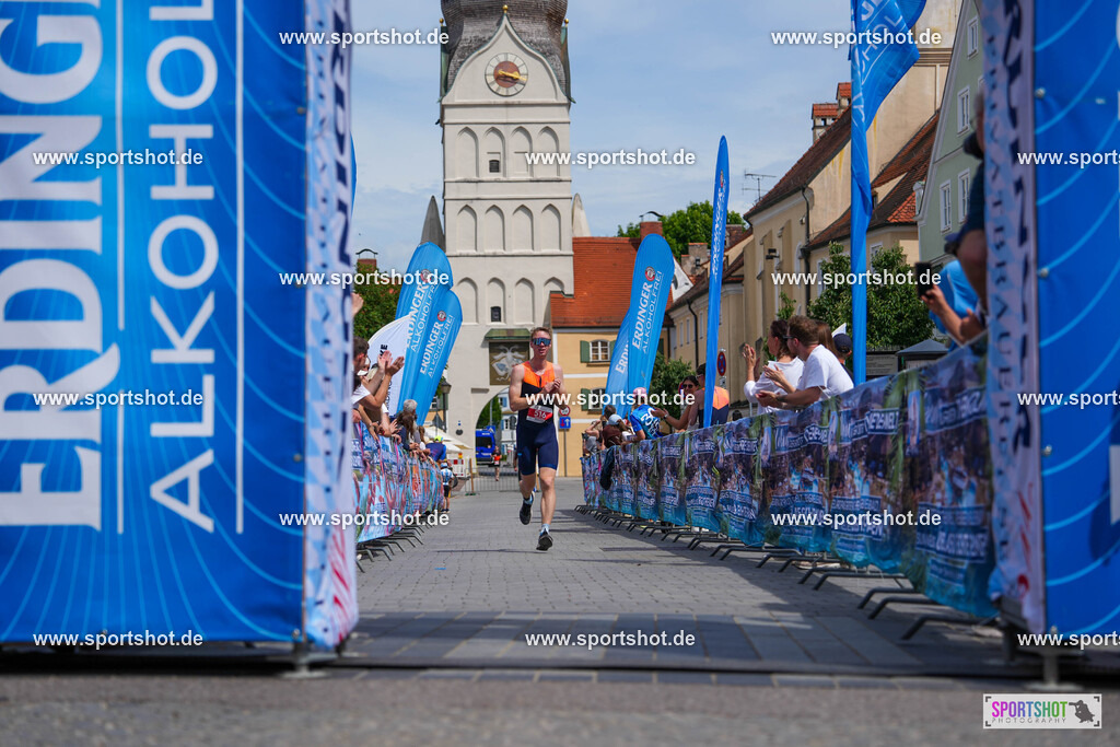 DSC05179 | Stadttriathlon Erding 2025. #yourpictrs #sportshot_your_pictrs @Sportshotphotography #stadttriathlonerding Copyright: www.sportshot.de