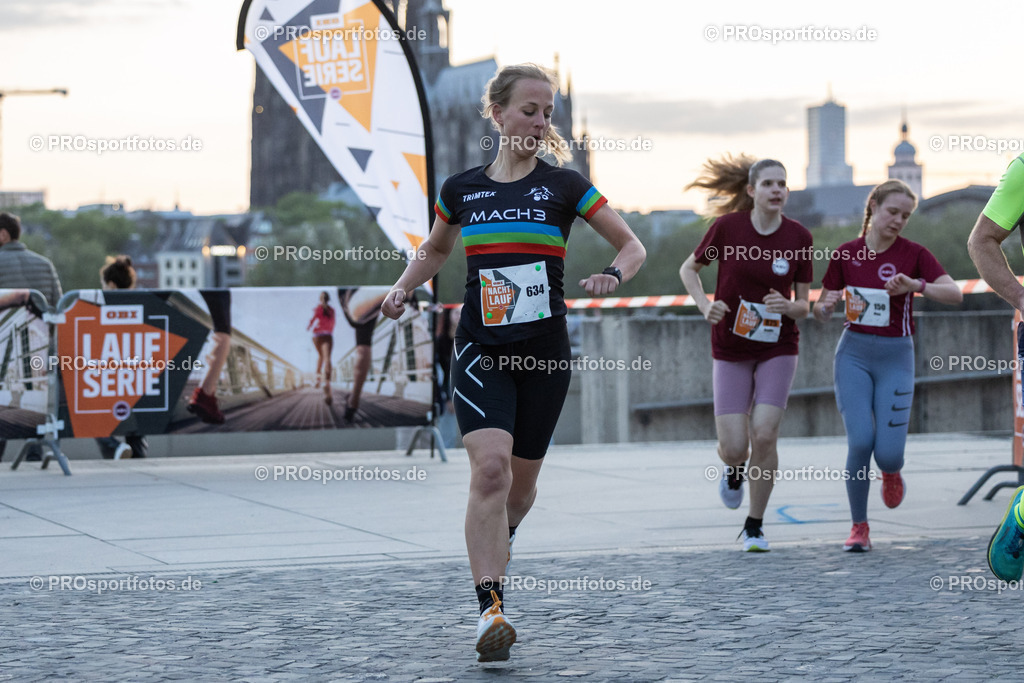 16. OBI Nachtlauf des ASV Koeln; Koeln, 17.05.23 | Impressionen vom 16. OBI Nachtlauf des ASV Koeln am 17.05.23 an Rheinpromenade und Tanzbrunnen in Koeln (Deutschland). Foto: BEAUTIFUL SPORTS/Ulrich Fassbender