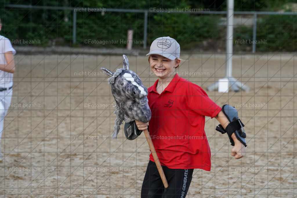 20240823-FAH06894 | Bayerisches Landesponyturnier 2024, Tierhaupten, Turnierbilder, Foto Turnier, Fotoagentur Herrmann, Turnierfotografen Bayern