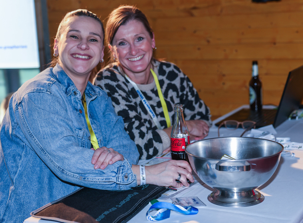 top-top.de250214-099 | Die 3. Weseler SportNacht, die große Sportgala mit Ehrungen der Weseler Sportler des Jahres 2024 findet am Freitag, den 14.02.2025 im Festzelt an der Rheinpromenade statt.Foto: Erwin Pottgiesser