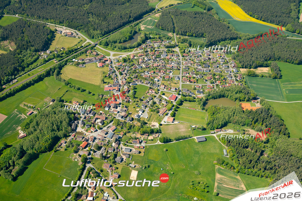 Luftaufnahme  Engelmannsreuth  Prebitz Das Luftbild wurde 2025 vom UL-Flugzeug heraus erstellt ( keine Drohne ) - Hochauflösende Luftaufnahme -Nicht vergleichbar mit Google Maps oder Satelittenbilder- Die Geschenkidee !Mit Lizenz und Bildrechte bestellbar