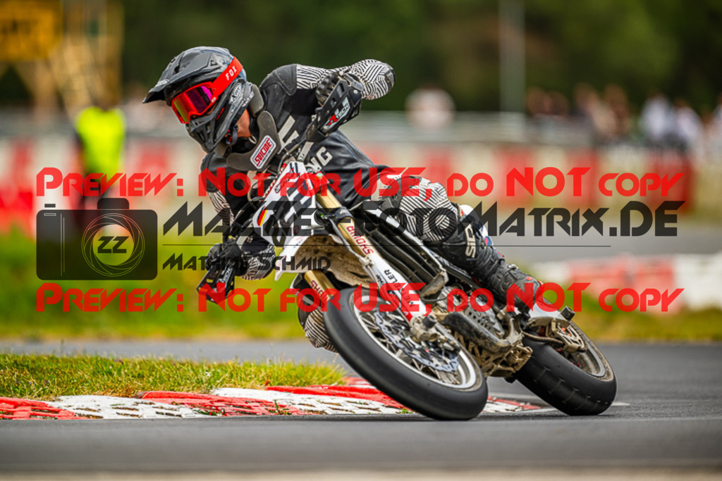 MaZZes_FotoMatrix_230702_0926 | S4