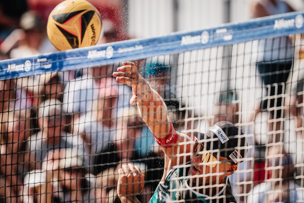 Beachvolleyball | Männer | Allianz German Beach Tour 2025 | Tourstop Berlin | 16.08.2025 | Alexander Horst beim Angriff