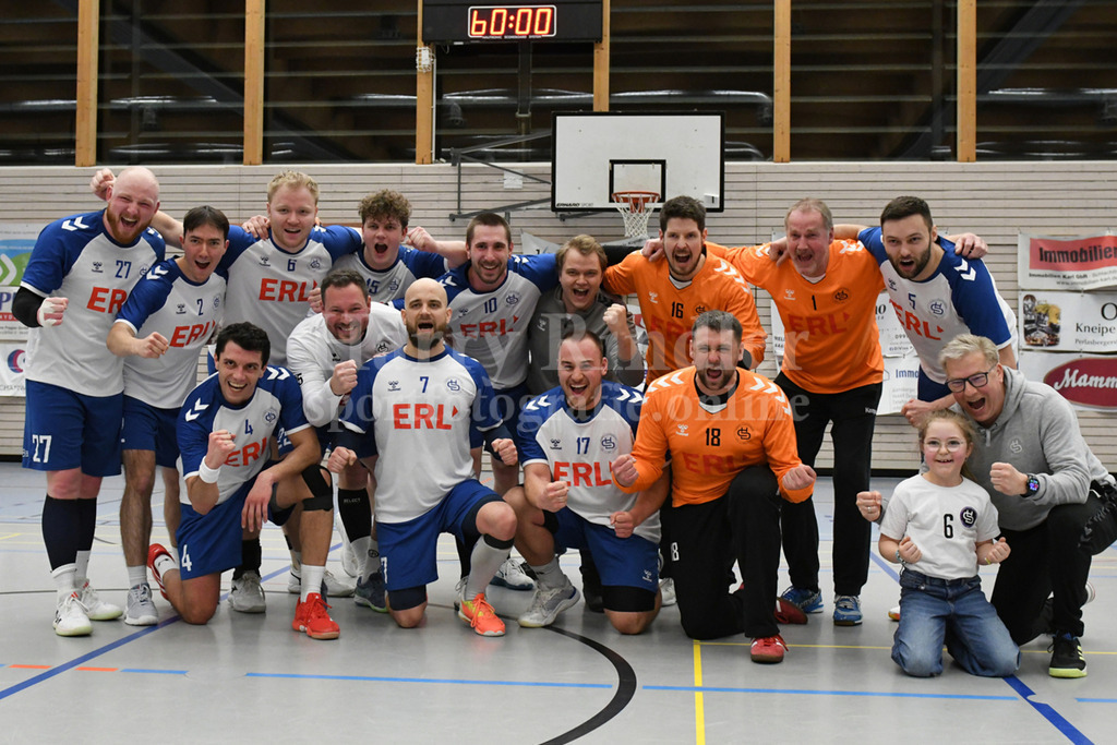 HC Deggendorf : TSV Simbach II   | Siegerbild HC Deggendorf - Realisiert mit Pictrs.com