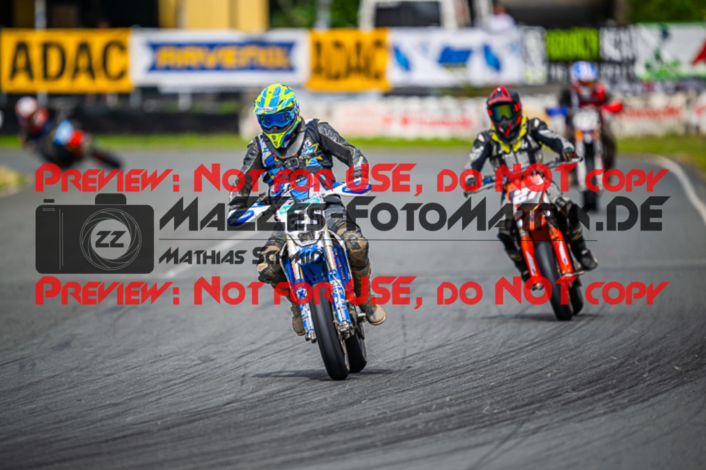 MaZZes_FotoMatrix_230813_6439 | UE40