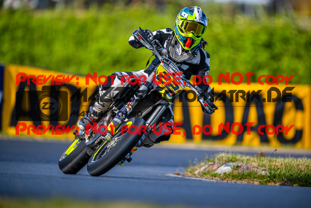 MaZZes_FotoMatrix_220528_4323 | Fotograf Mathias Schmid
Sportfotograf,
Eventfotograf,
Hochzeitsfotograf,
Portraitfotograf