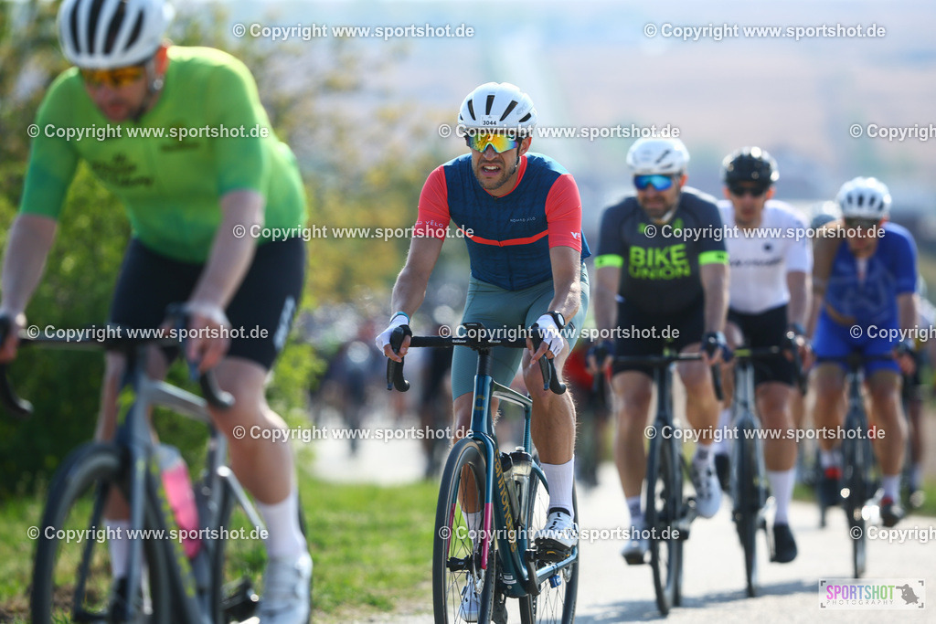 172_TRA55317 | Neusiedlersee Radmarathon 2026@sportshot_your_pictrs #yourpictures#roadtowm2029 #nrm #neusiedlerseeradmarathon #neusiedlersee #neusiedlerseetourismus #burgenland #mörbisch #nrm26 #burgenlandtourismus #voglundco #poweredbyburgenlandtourismus #radsport #rad #marathon #ucigranfondo #visitburgenland #ucigranfondoworldseries