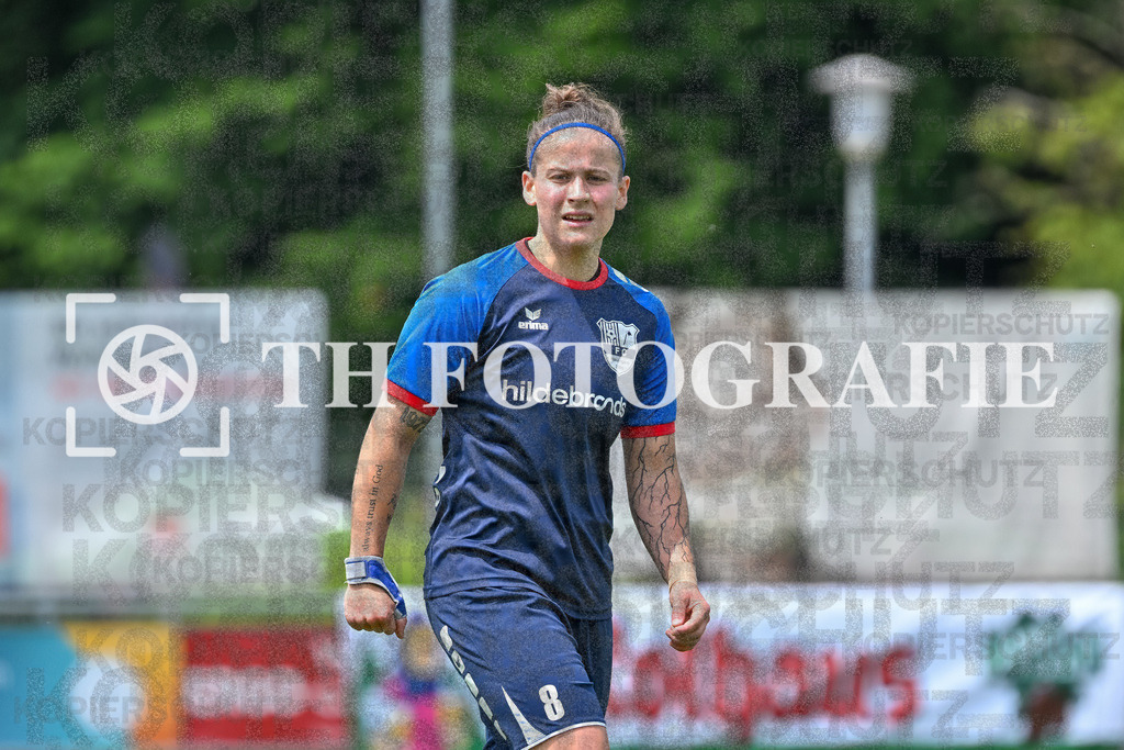 GER, FC Hauingen - SV Waldhaus, Frauen-Fussball, Rothaus Bezirkpokal, Finale, Saison 2024/2025, 29.05.2025 | Julia Schlossarek (FC Hauingen, #08)GER, FC Hauingen - SV Waldhaus, Frauen-Fussball, Rothaus Bezirkpokal, Finale, Saison 2024/2025, 29.05.2025Foto: TH Fotografie/Thomas Hess